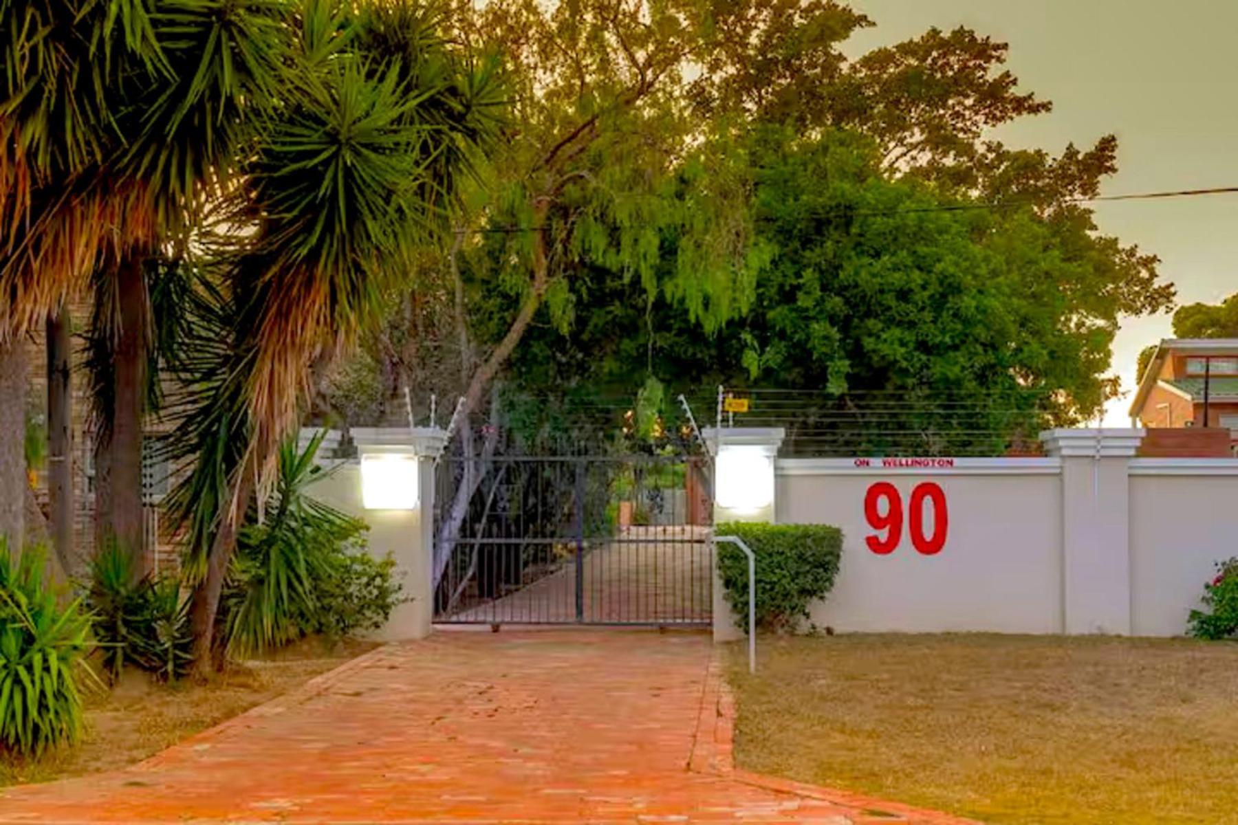 90 On Wellington Villa Colchester Dış mekan fotoğraf
