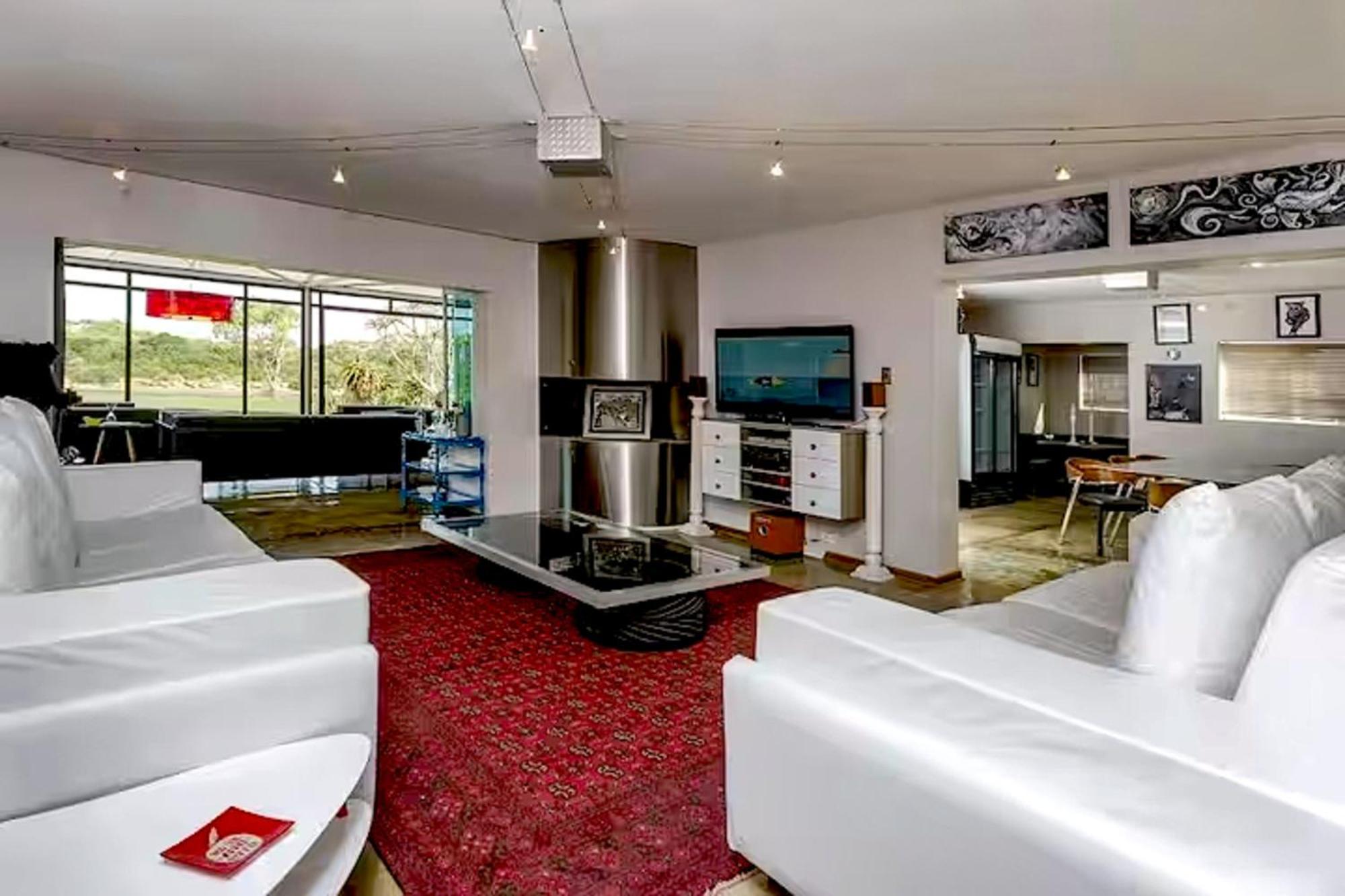 90 On Wellington Villa Colchester Dış mekan fotoğraf