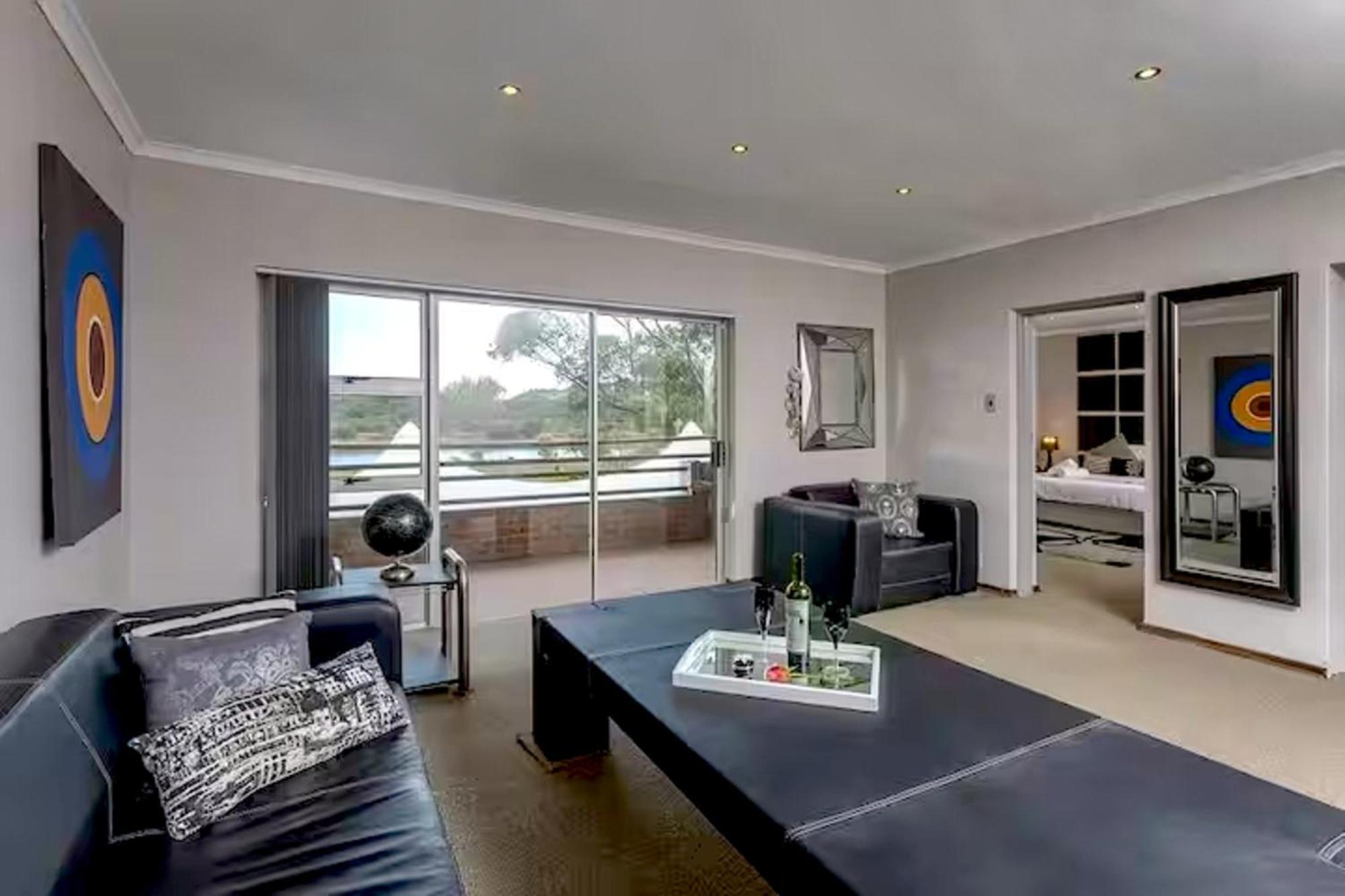 90 On Wellington Villa Colchester Dış mekan fotoğraf